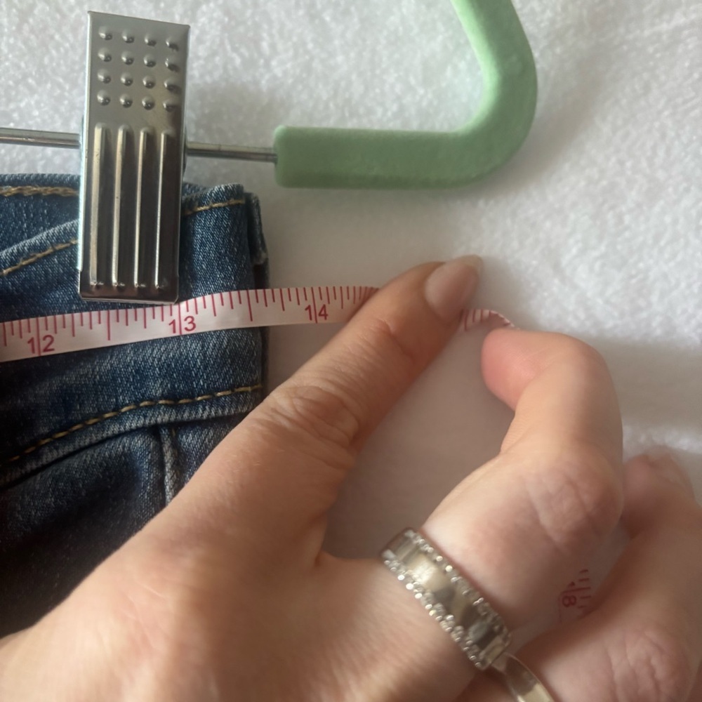 High Rise Straight Crop Levi Jeans sz 27 - Picture 4 of 5